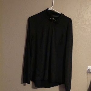 1/2 zip lightweight active pullover